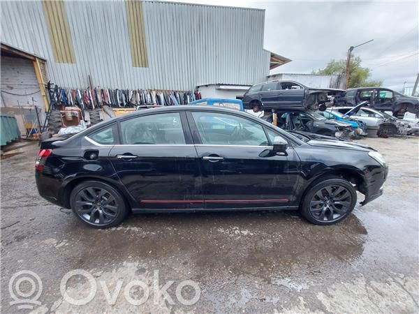 Priekinės durys   9004Z2