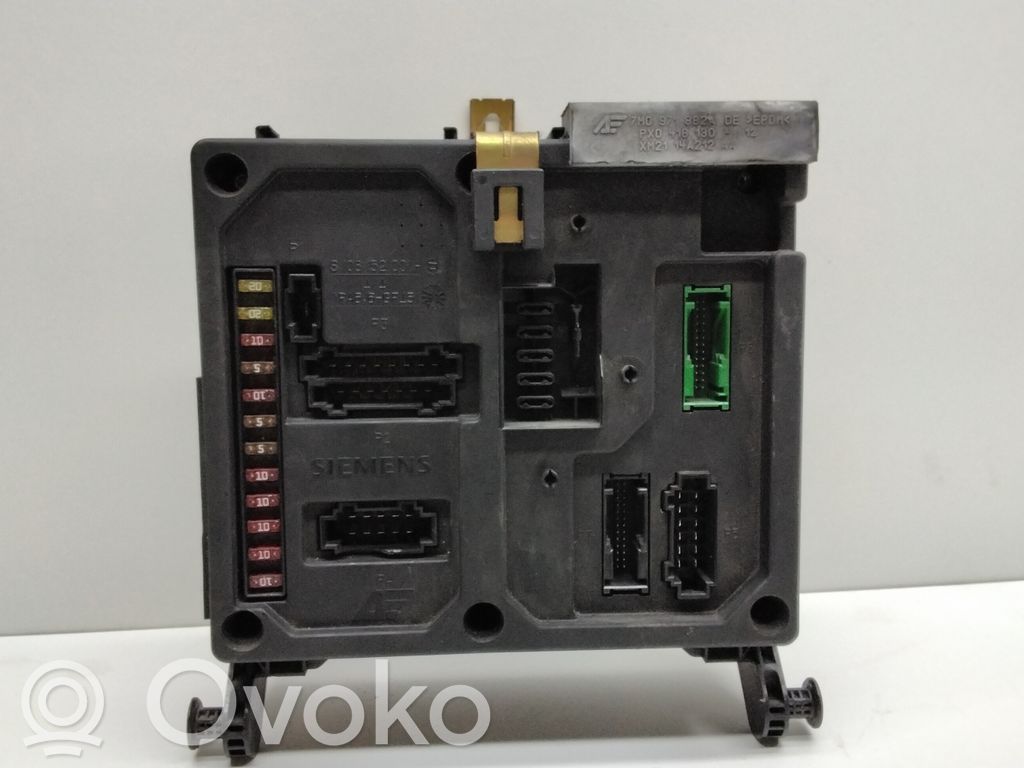 Volkswagen Sharan Fuse module 