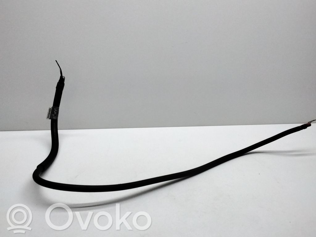 BMW 3 E46 Pliusinis laidas (akumuliatoriaus) 