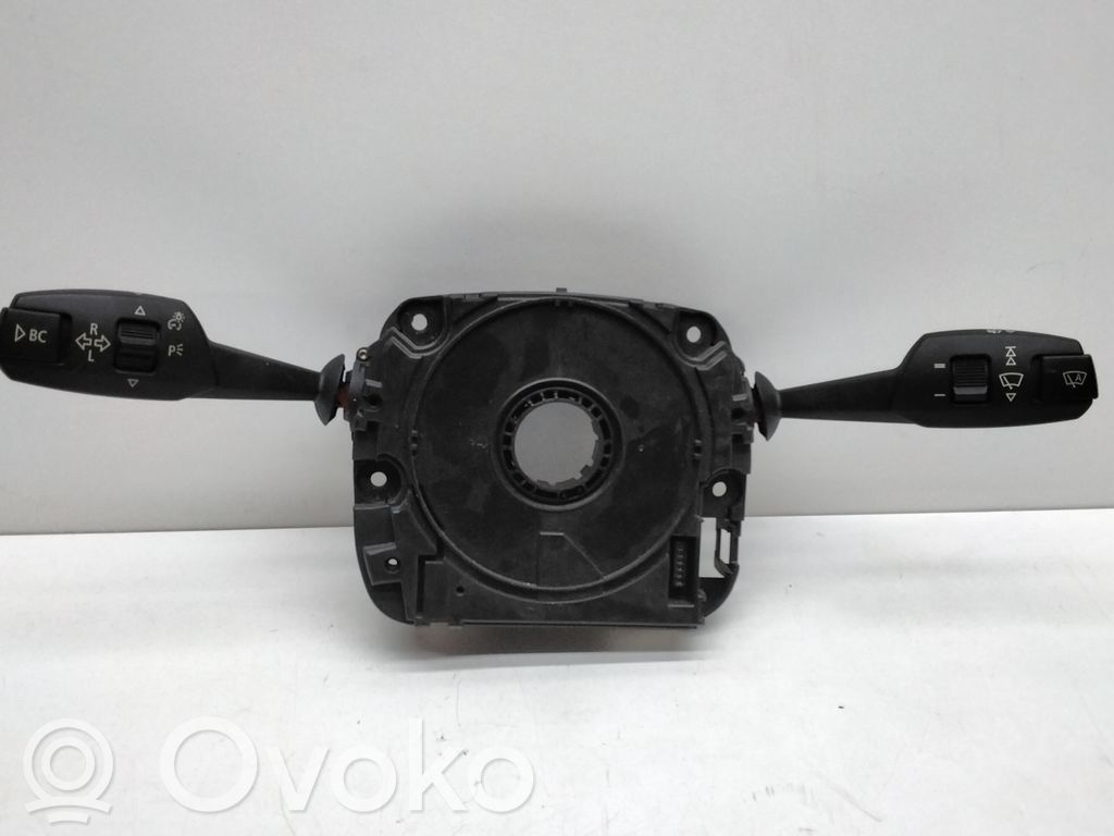 BMW 1 E81 E87 Wiper turn signal indicator stalk/switch 
