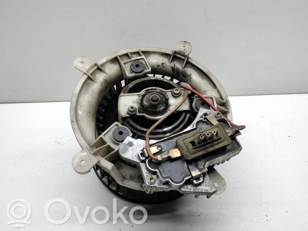 Mercedes-Benz E W210 Ventola riscaldamento/ventilatore abitacolo 