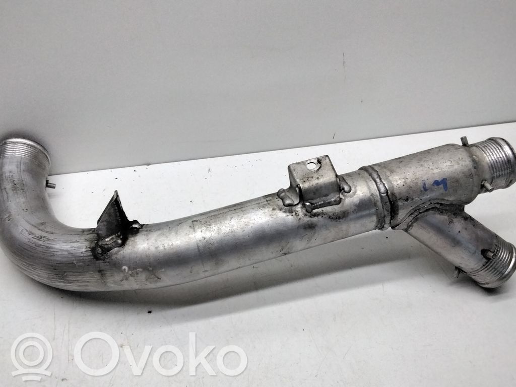 Audi A8 S8 D3 4E Interkūlera šļūtene (-es) / caurule (-es) 