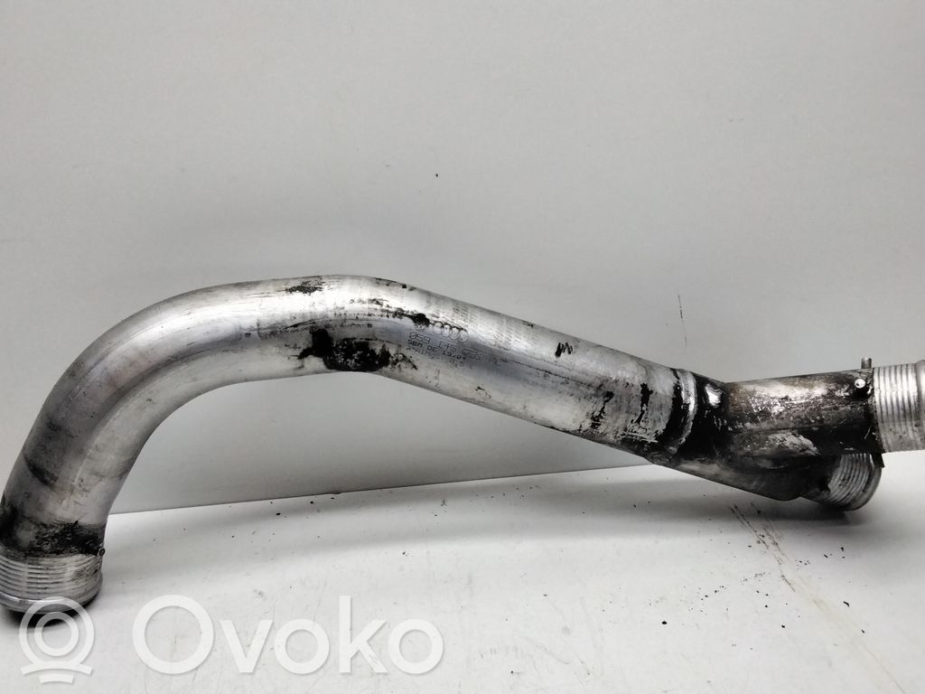 Audi A8 S8 D3 4E Interkūlera šļūtene (-es) / caurule (-es) 