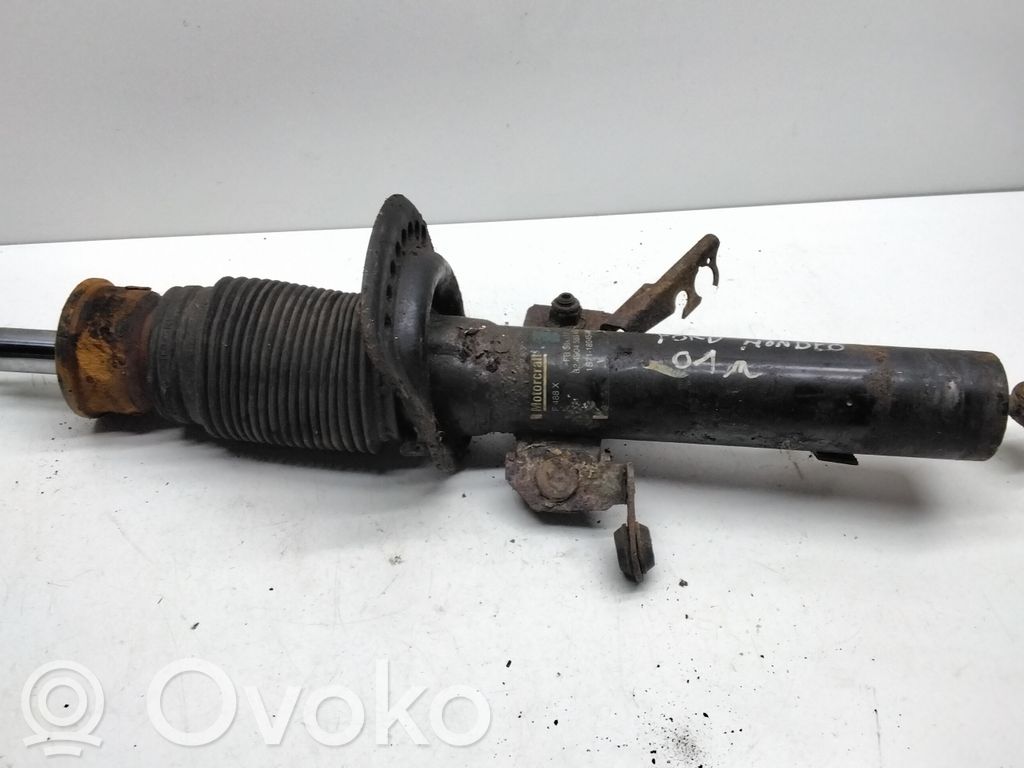 Ford Mondeo Mk III Priekšpusē amortizators 