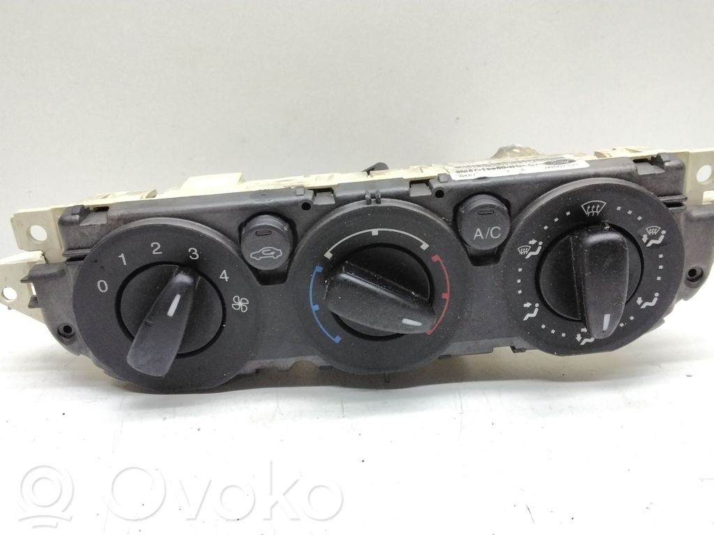 Ford Focus C-MAX Climate control unit 