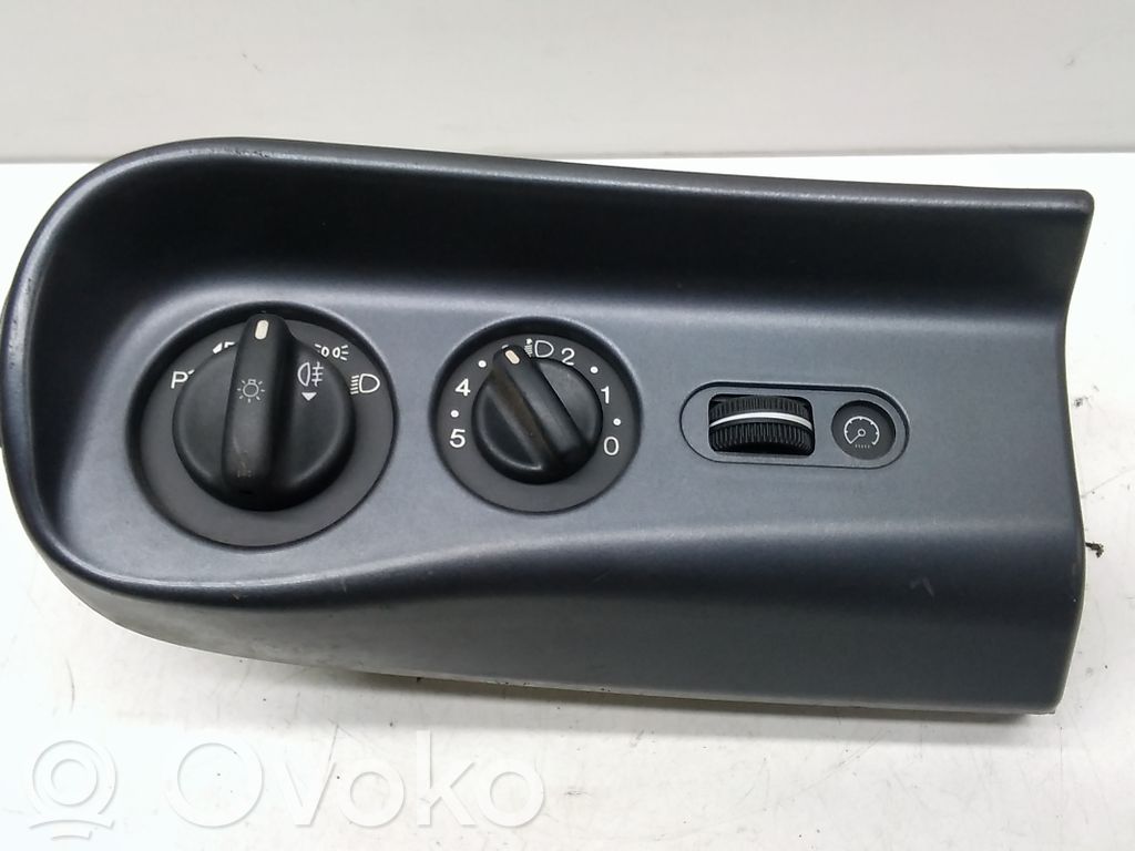 Ford Mondeo MK I Light switch 
