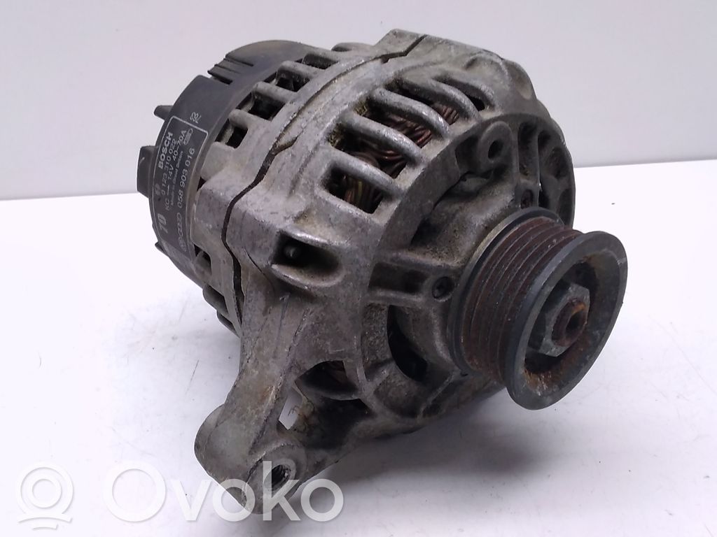 Audi A4 S4 B5 8D Ģenerators 