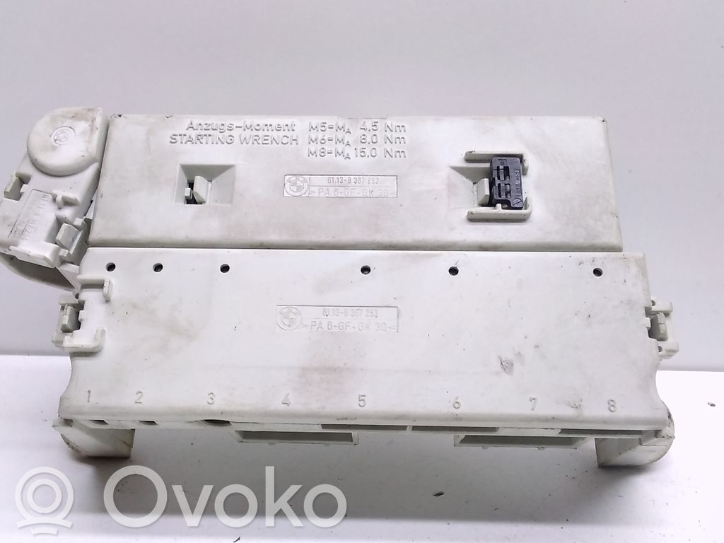 BMW 5 E39 Saugiklių dėžė (komplektas) 