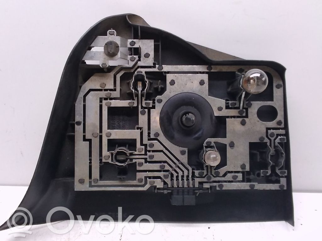BMW 3 E36 Tail light bulb cover holder 