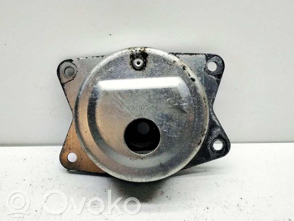 Opel Vectra C Engine mount bracket 
