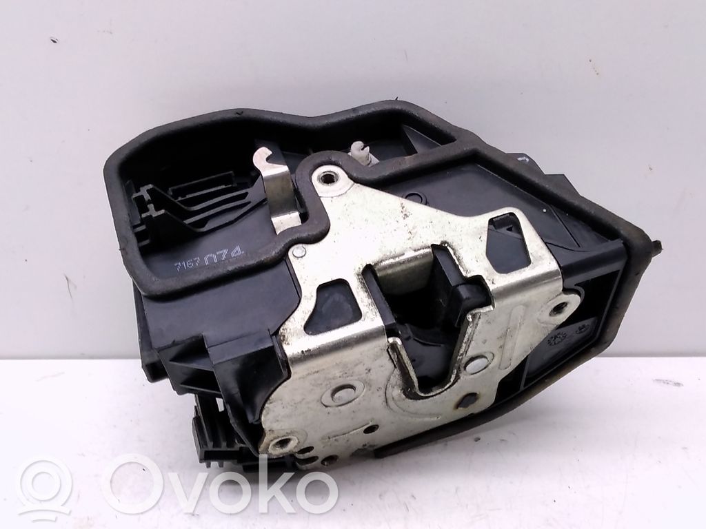 Front door lock   7167074