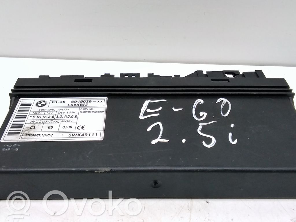 BMW 5 E60 E61 Komforto modulis 