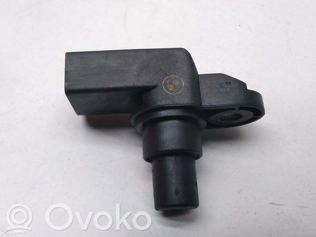 BMW 5 E60 E61 Camshaft position sensor 
