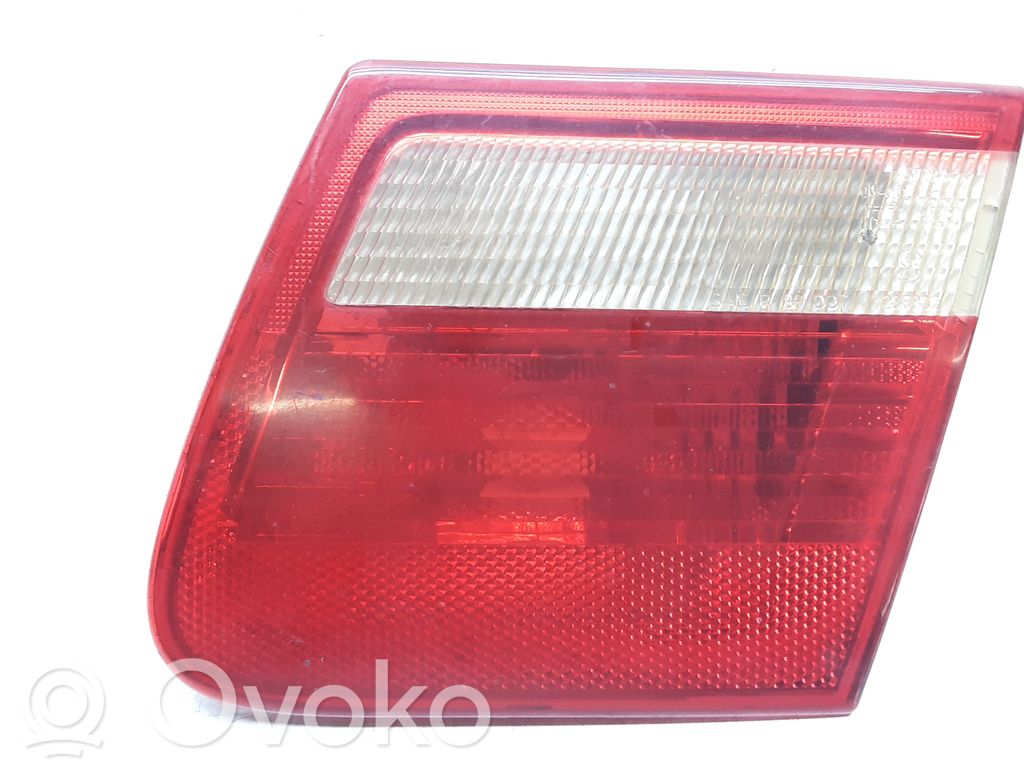 BMW 3 E46 Tailgate rear/tail lights 