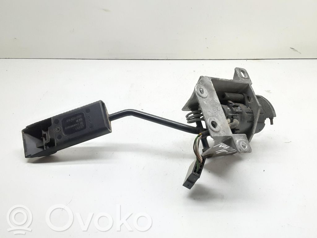 Audi A6 S6 C4 4A Kaasupoljin 