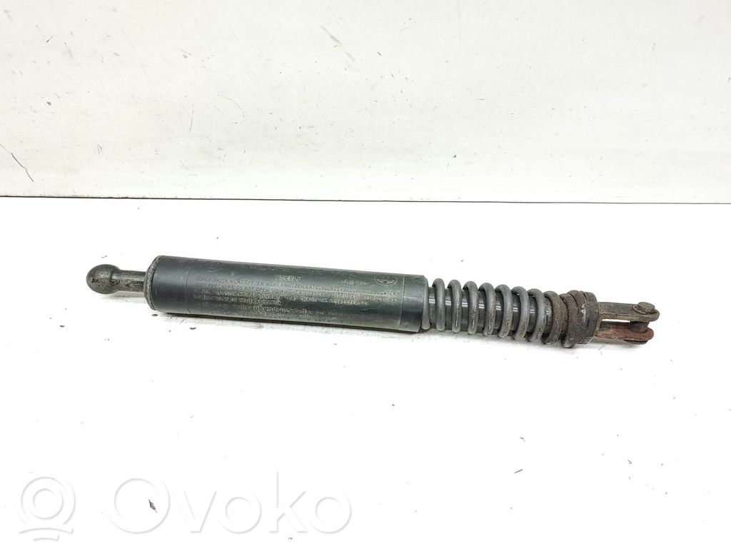 BMW 5 E39 Tailgate/trunk strut/damper 