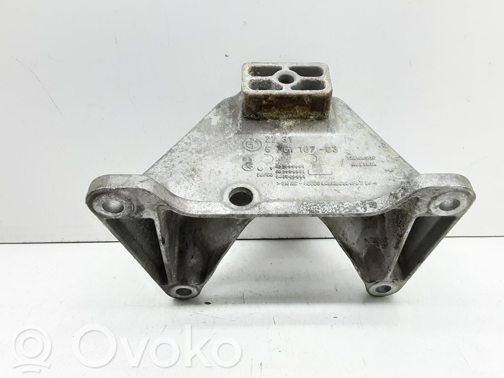 BMW 5 E60 E61 Gearbox mounting bracket 