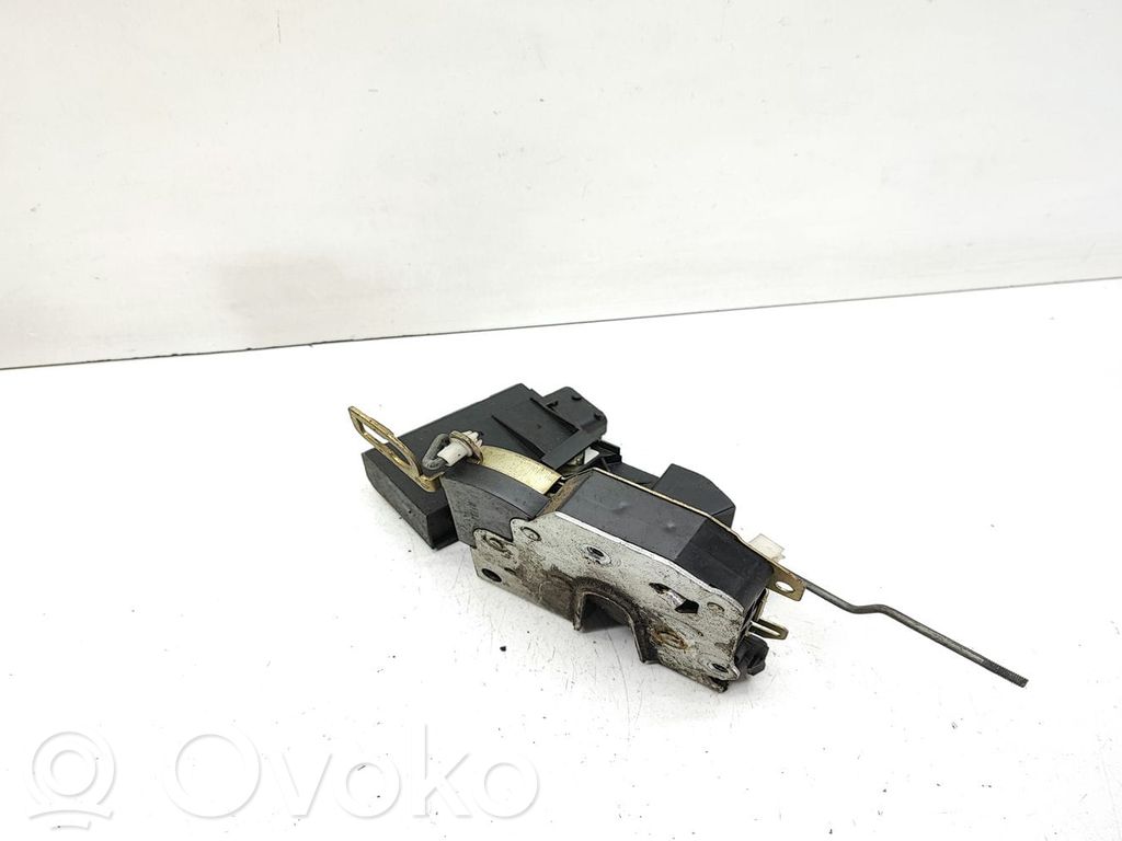 BMW 3 E36 Front door lock 