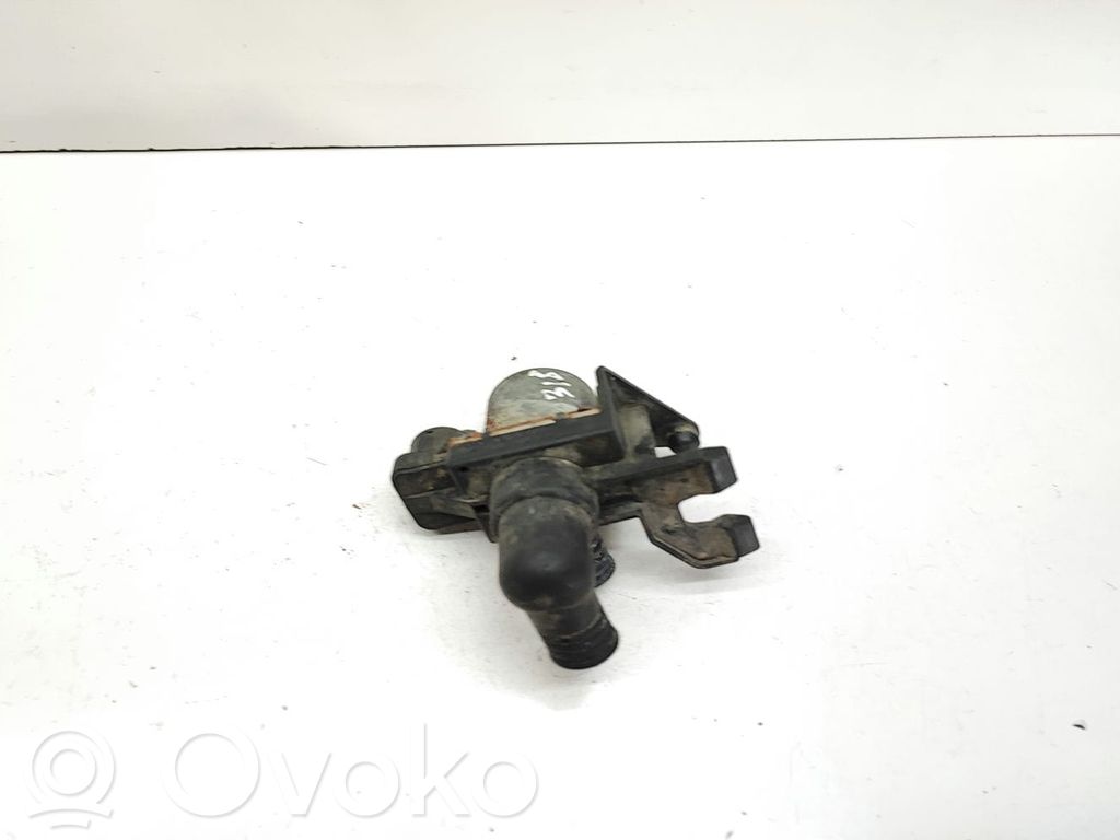 BMW 3 E36 Apsildes radiatora vārsts (-i) 