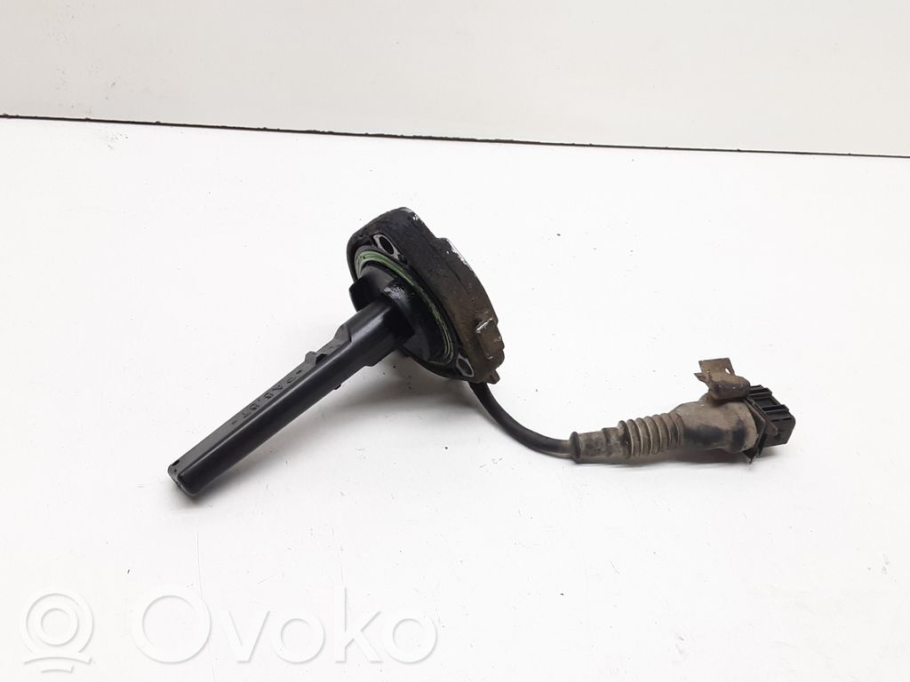 BMW 5 E39 Oil level sensor 