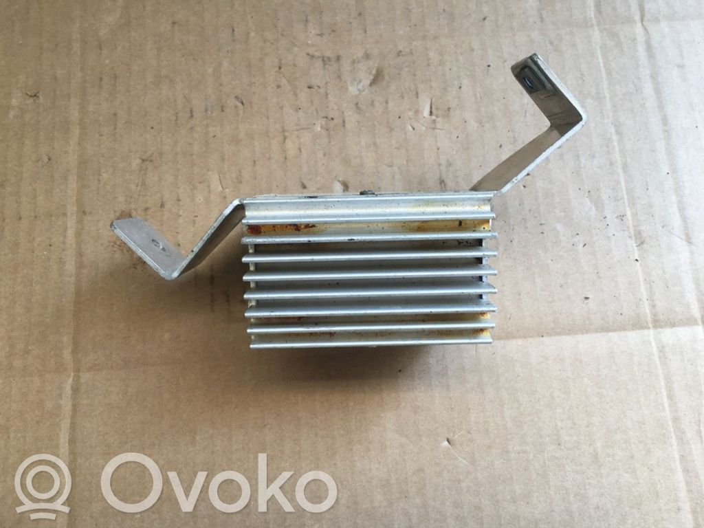 Audi A2 Sound amplifier 