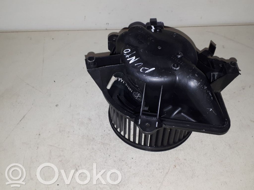 Fiat Punto (188) Lämmittimen puhallin 