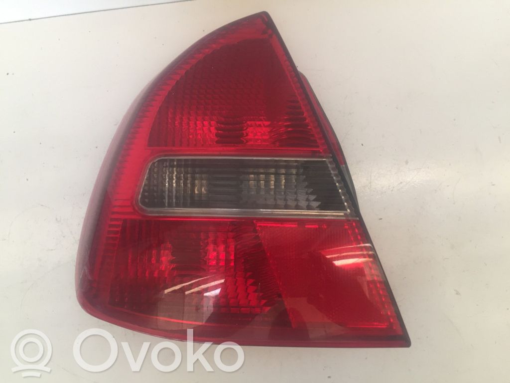 Mitsubishi Carisma Takavalot 