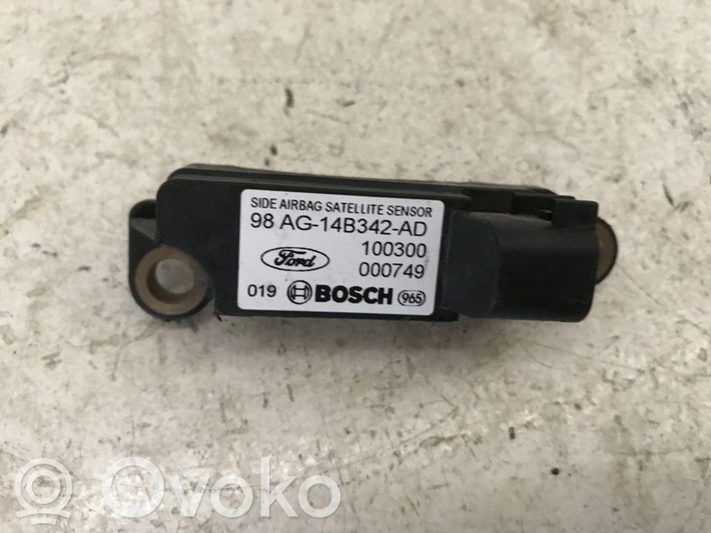Ford Focus Airbag deployment crash/impact sensor 