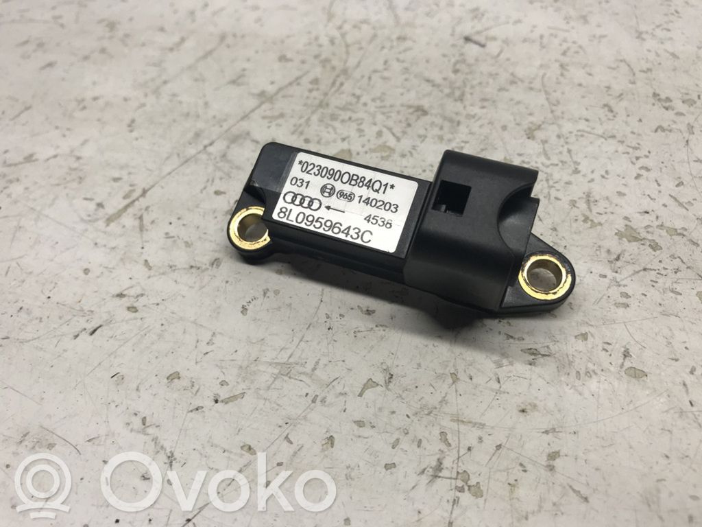 Airbagsensor Crashsensor Drucksensor   8L0959643C