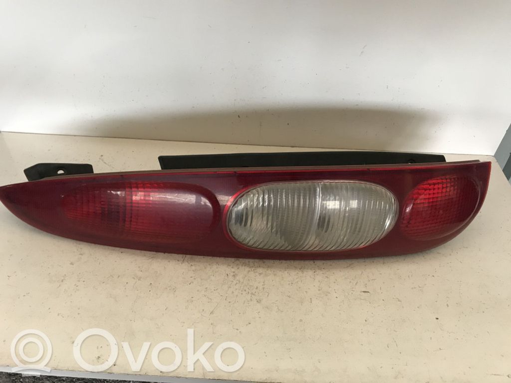 Rear/tail lights