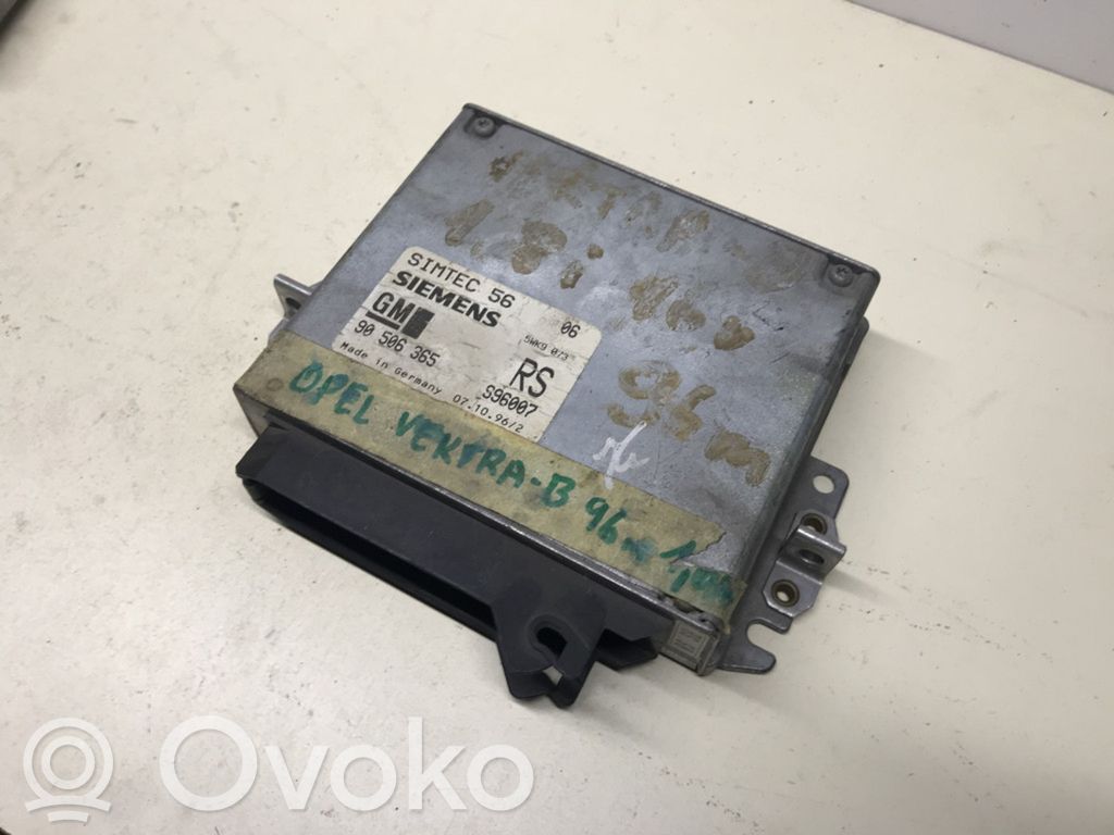 Opel Vectra B Engine control unit/module 