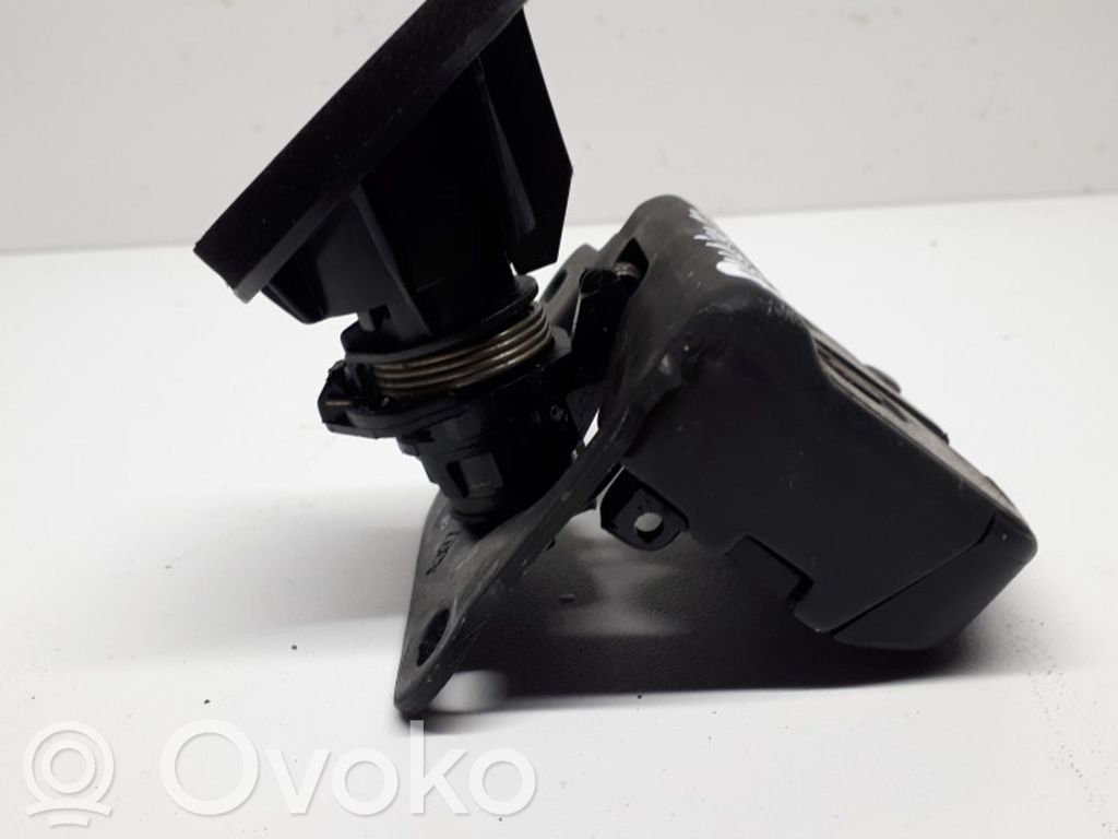 Fiat Punto (188) Tailgate/trunk/boot lock/catch/latch 