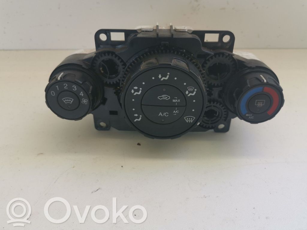 Ford Fiesta Climate control unit 