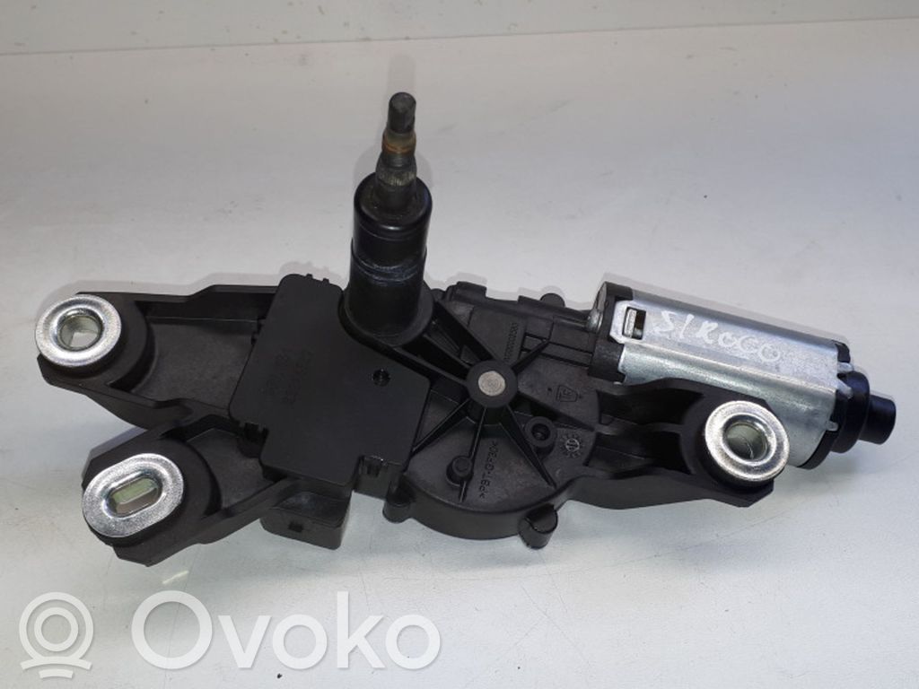 Volkswagen Scirocco Silniczek wycieraczki szyby tylnej 
