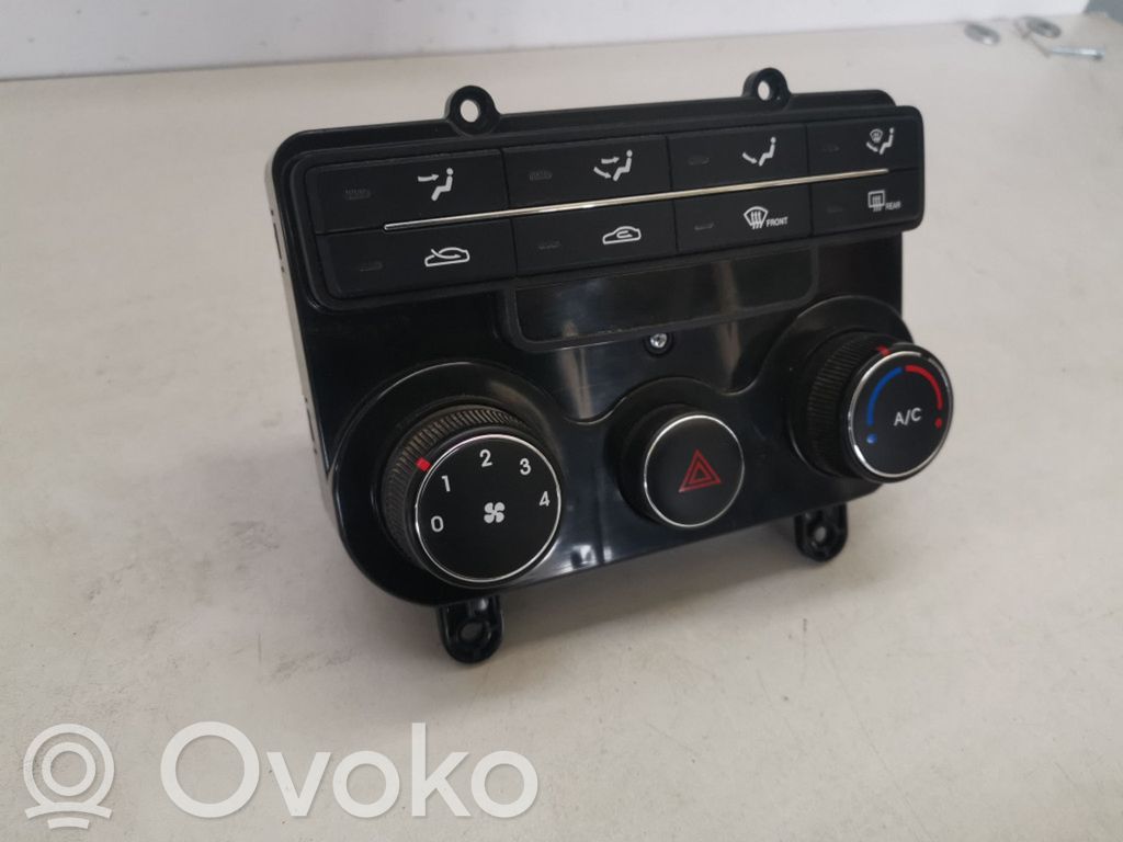 Hyundai i30 Climate control unit 