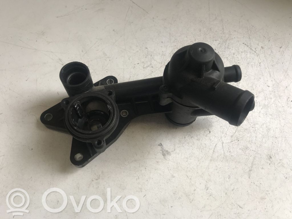 Termostaatin kotelo   03C121111P,03C121121D
