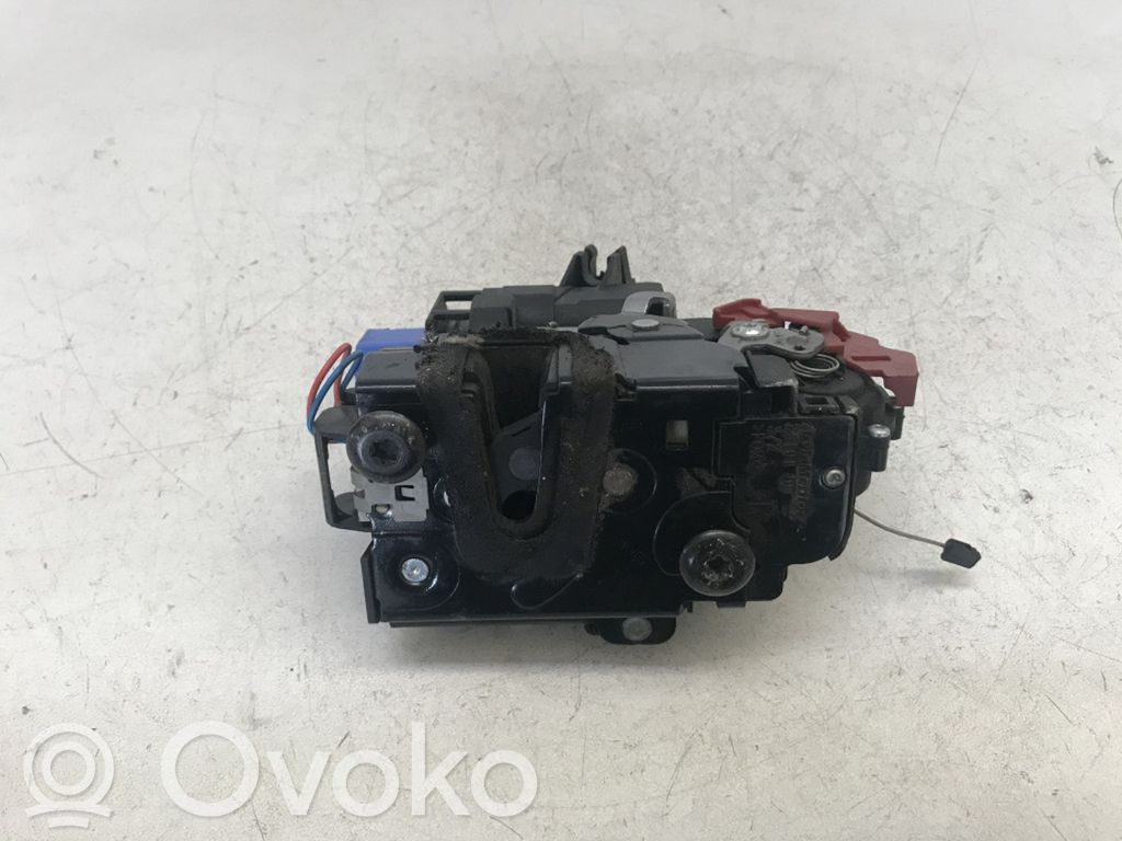 Skoda Fabia Mk2 (5J) Zamek drzwi przednich 