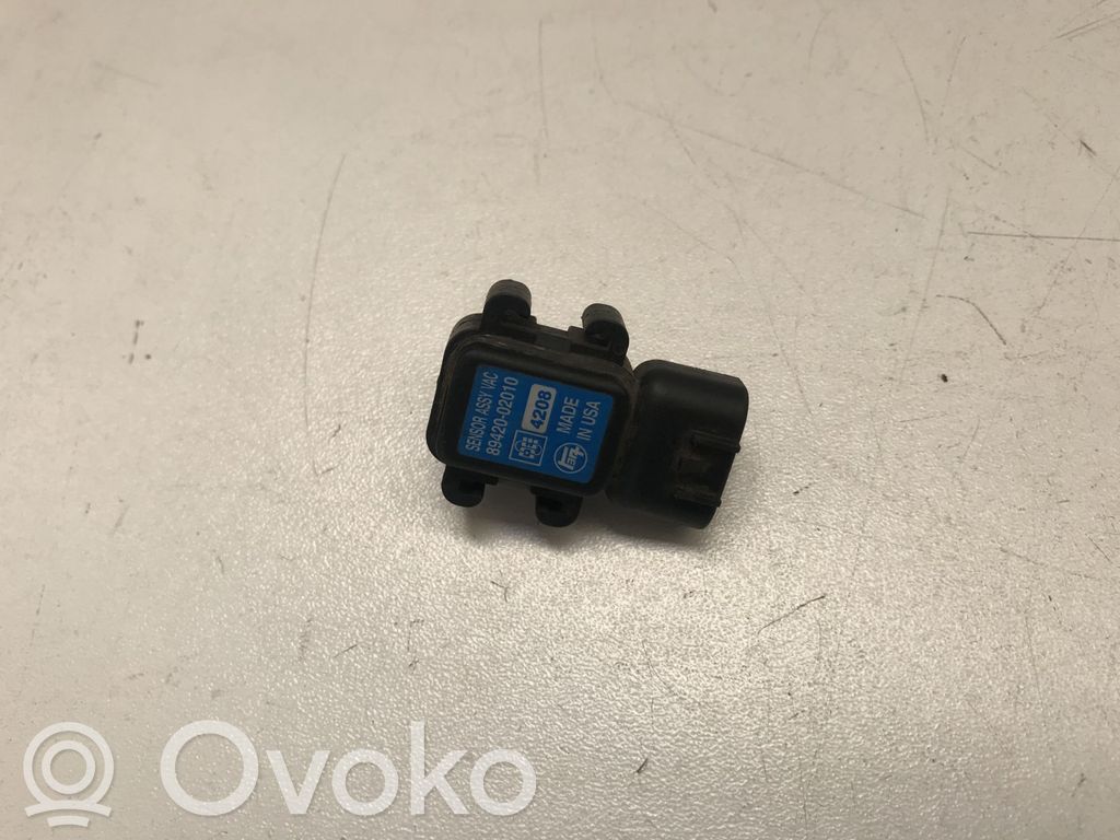 Oro slėgio daviklis   8942002010,4208,8942002010
