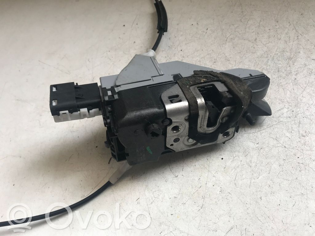 Citroen C5 Priekšpusē slēdzene 