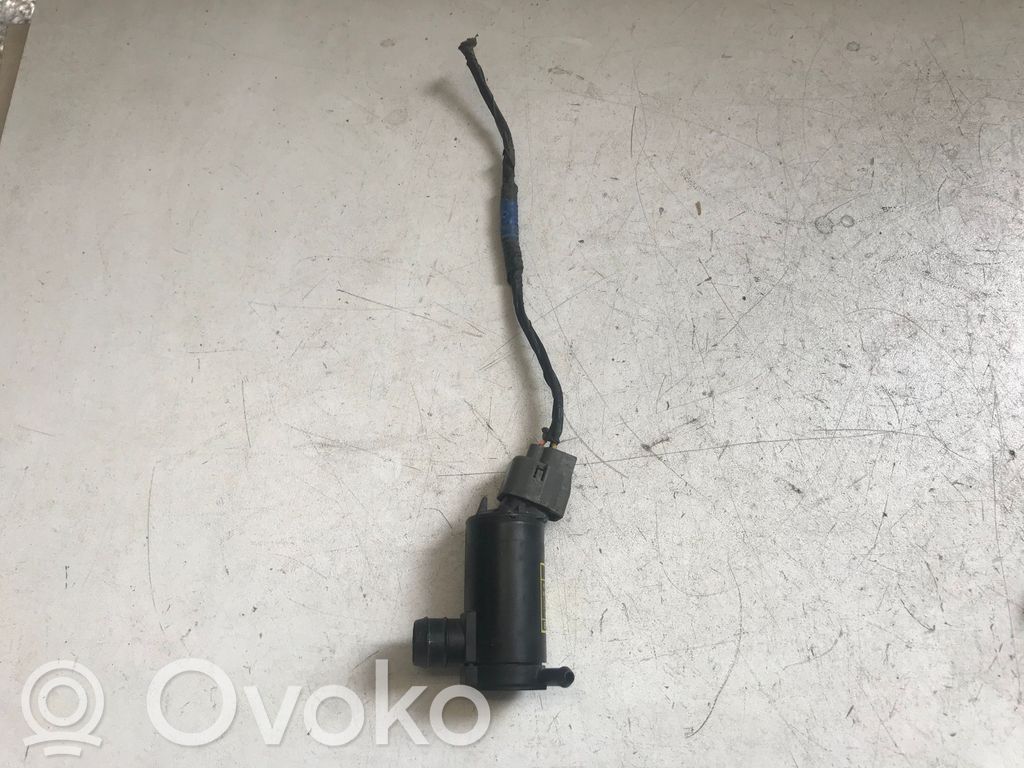 Chevrolet Spark Windscreen/windshield washer pump 