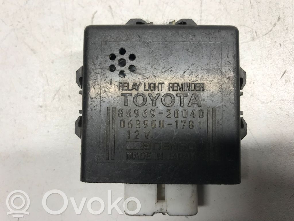 Toyota Carina T190 Inne przekaźniki 