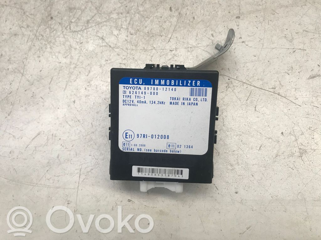 Toyota Corolla E120 E130 Блок управления иммобилайзера 