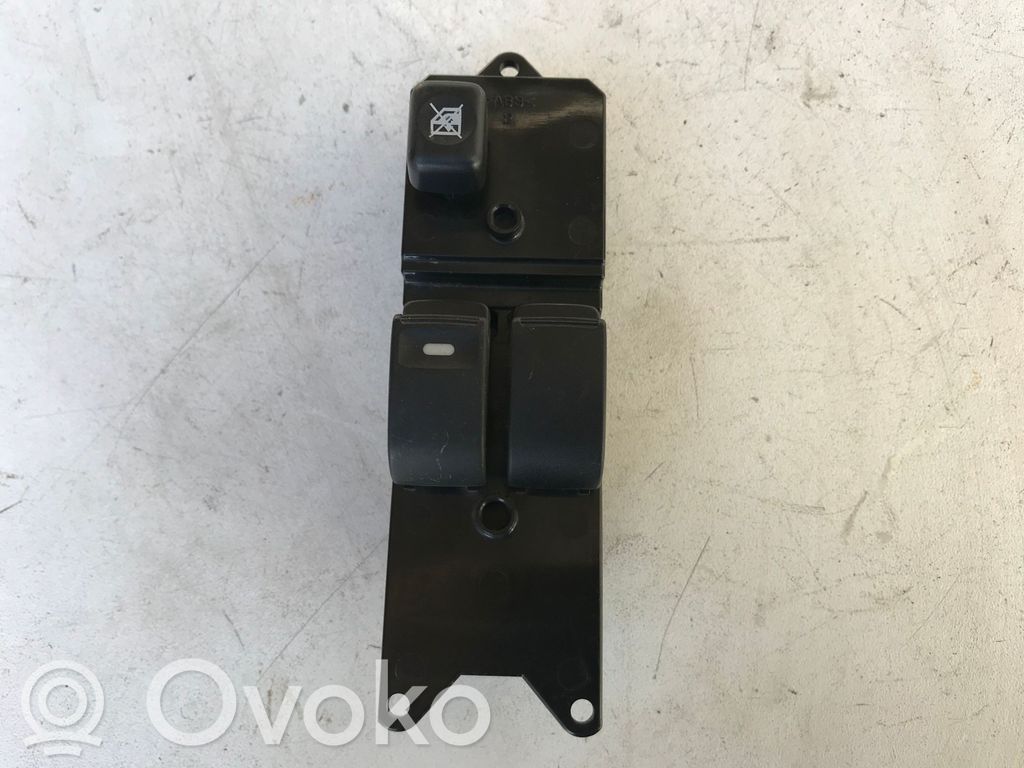 Mitsubishi Colt Electric window control switch 