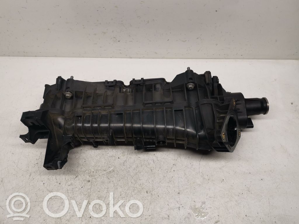 BMW 3 E90 E91 Intake manifold 