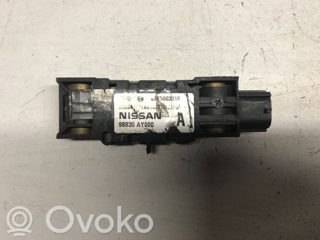Nissan Primera Airbagsensor Crashsensor Drucksensor 