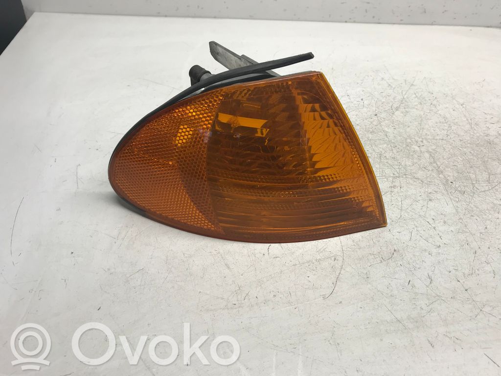 BMW 3 E46 Front indicator light 