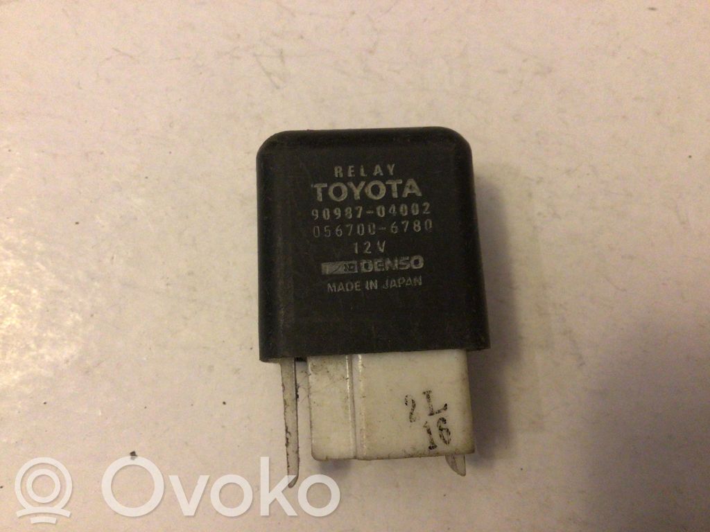 Toyota Carina T190 Otros relés 
