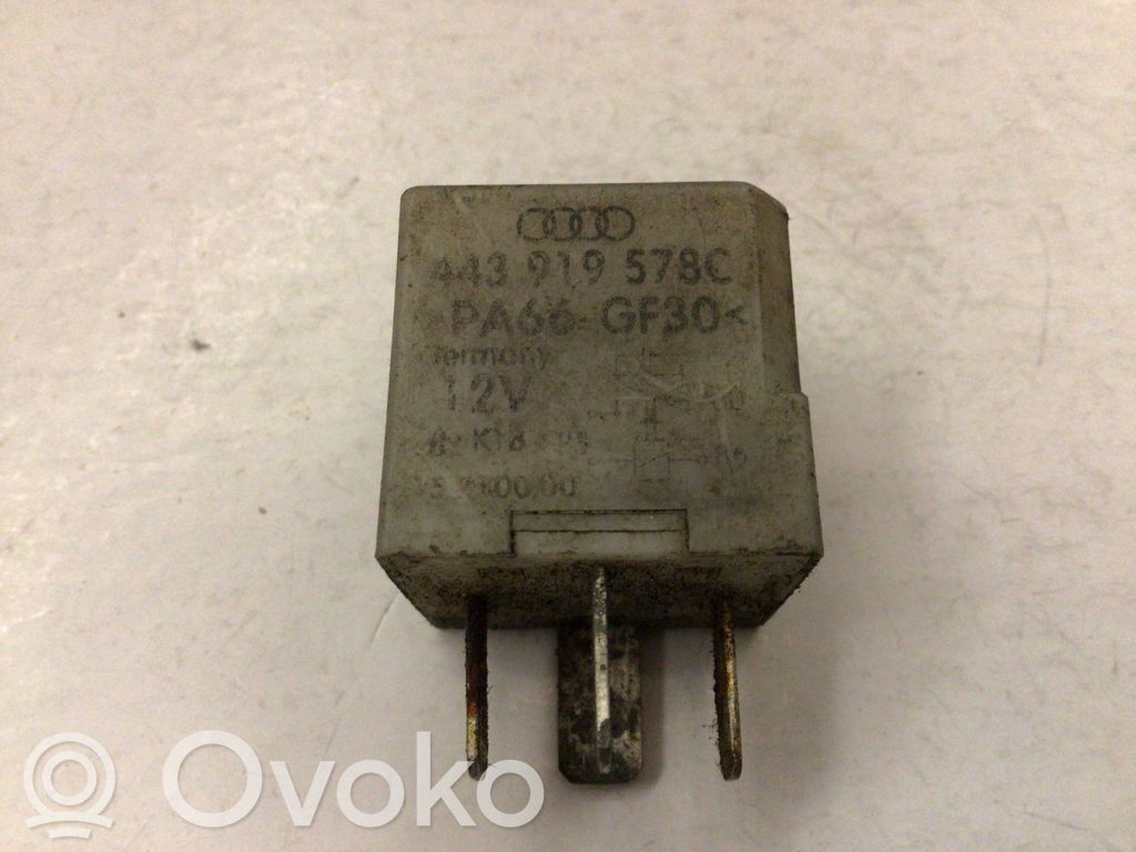 Audi A6 S6 C5 4B Inne przekaźniki 
