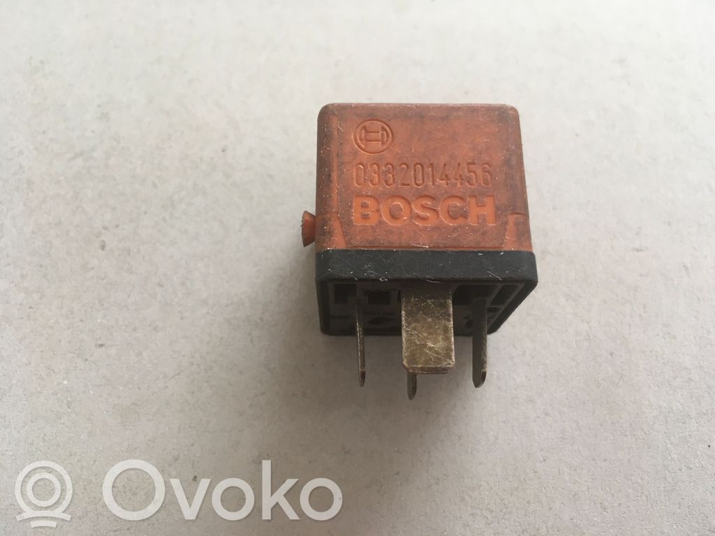 BMW 3 E30 Other relay 