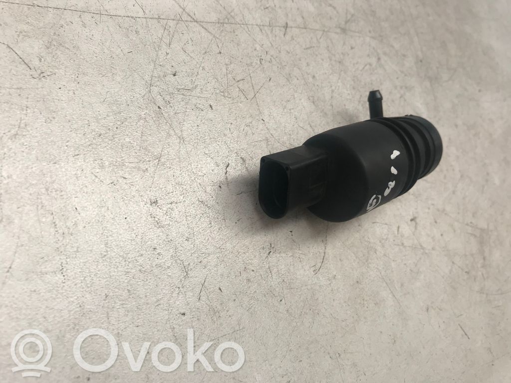 Skoda Superb B5 (3U) Windscreen/windshield washer pump 